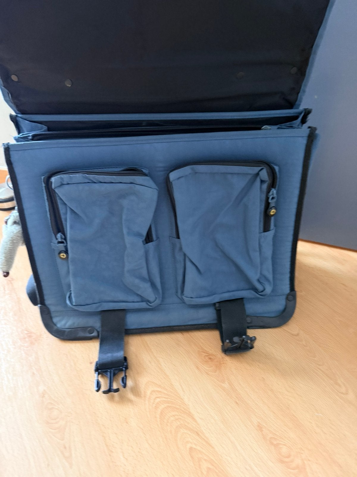 Schoolboekentas Kangourou te koop, Ophalen, Gebruikt, Zacht kunststof