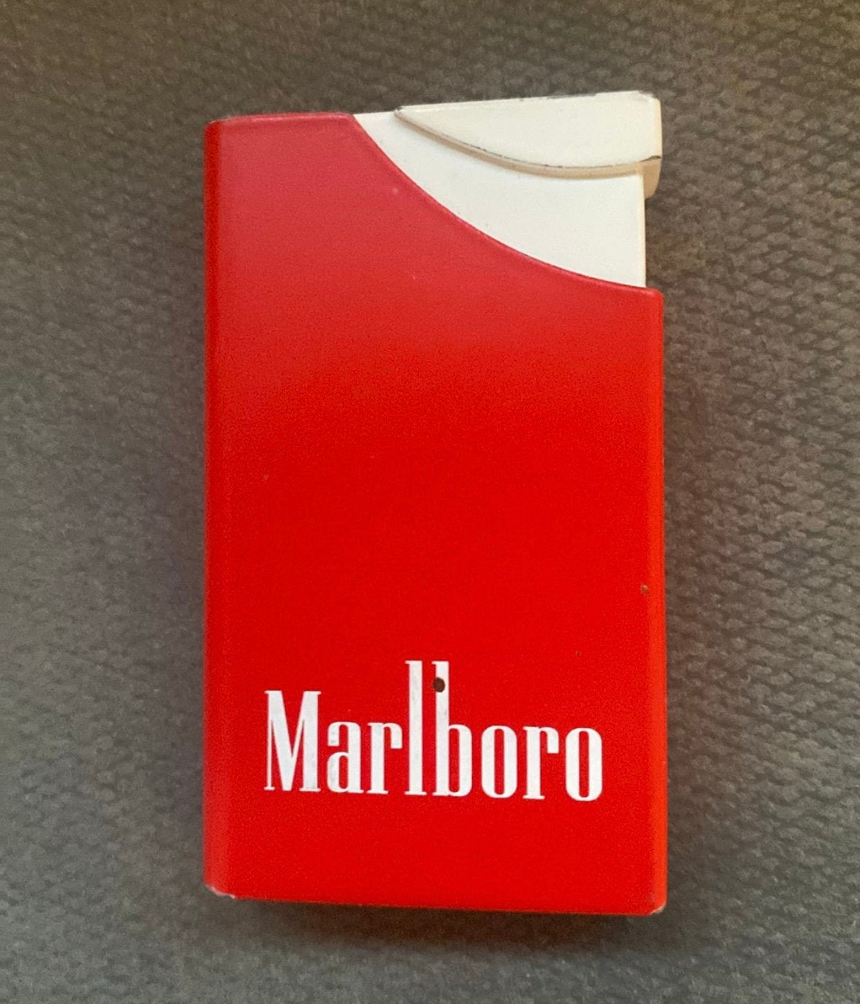 Plus léger, Enlèvement, Comme neuf, Briquet