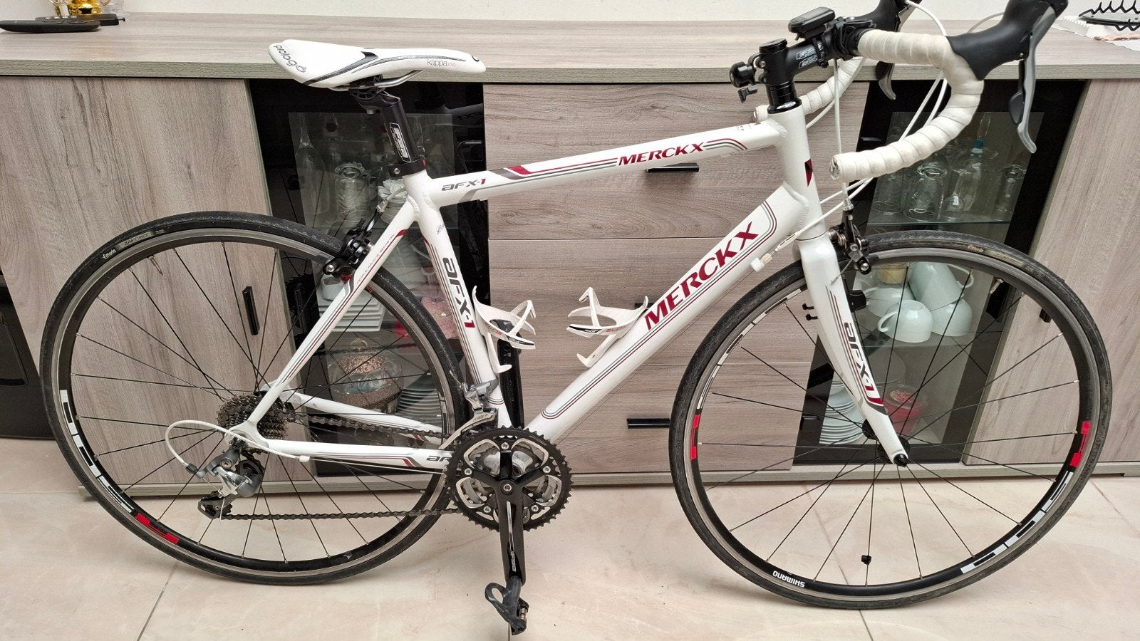 Vélo de route Eddy Merckx AFX-1 en très bonne état taille 52, Enlèvement, Carbone