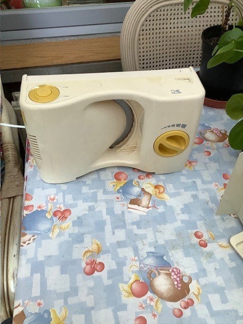 elektrisch broodsnijmachine KALORIK  mes 17 cm in kunststof, Ophalen of Verzenden, Gebruikt