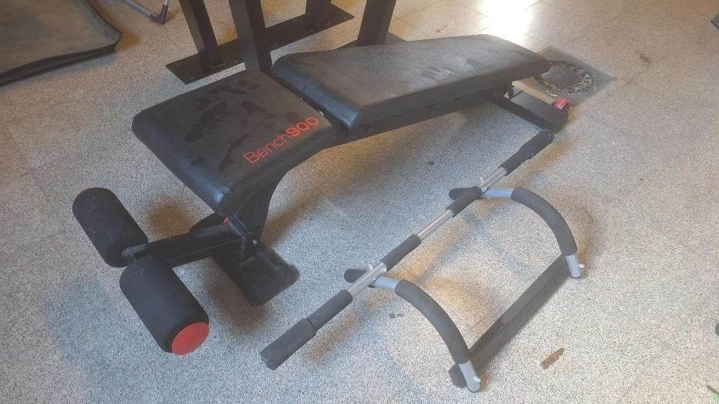 Fitness bench + pull up bar, Ophalen, Zo goed als nieuw
