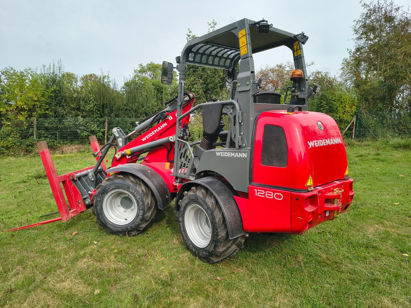 Weidemann 1280 valet de ferme, Enlèvement ou Envoi, Chargeuse sur pneus ou Chouleur