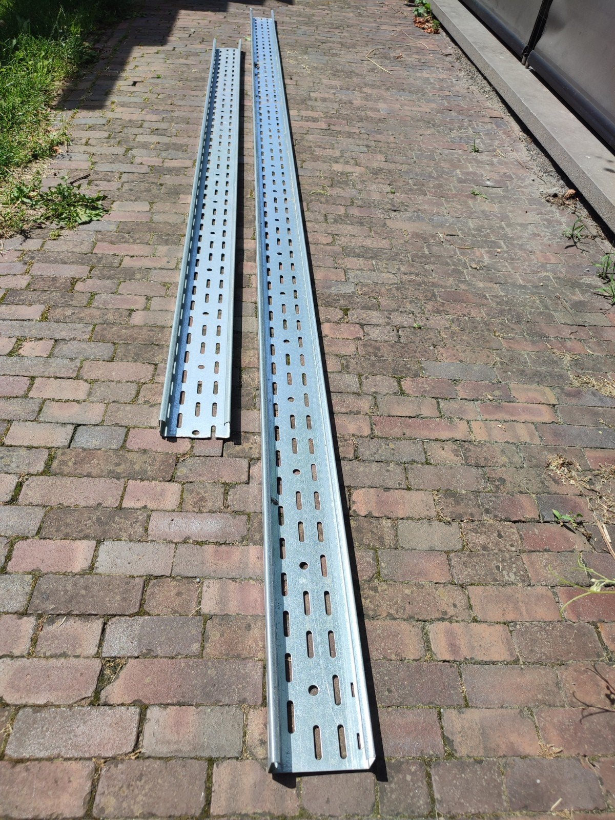 Kabelgoot metaal, Doe-het-zelf en Bouw, Ophalen
