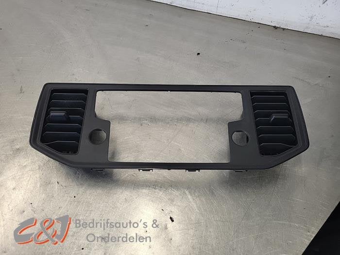 Radio omlijsting van een Volkswagen Crafter, Gebruikt, -, Volkswagen, -