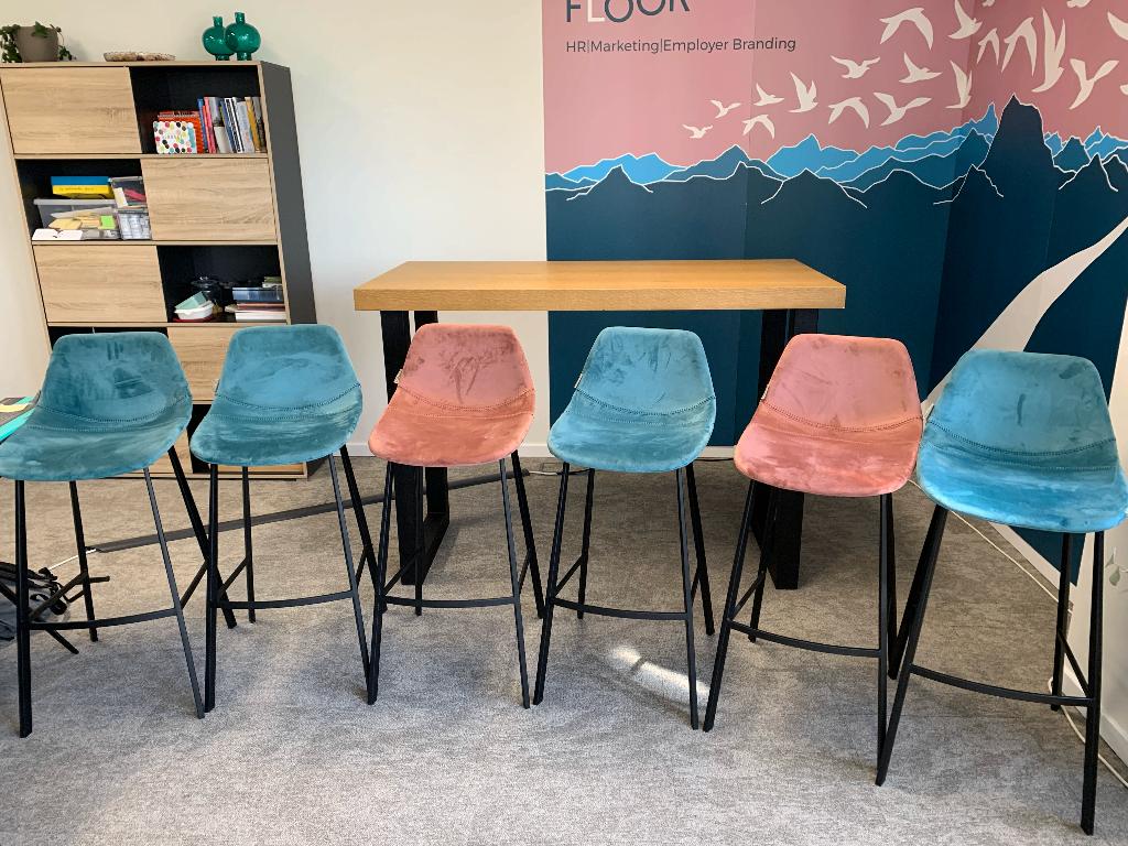 6 designer barkrukken - samen of apart, 5 krukken of meer, Ophalen, Zo goed als nieuw, Met voetsteun