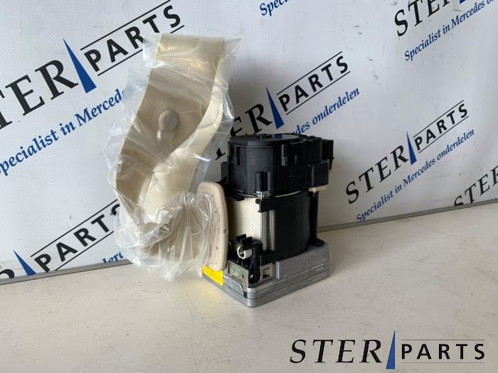 Ceinture de sécurité avant gauche d'un Mercedes SL, 3 mois de garantie, Utilisé, -, -