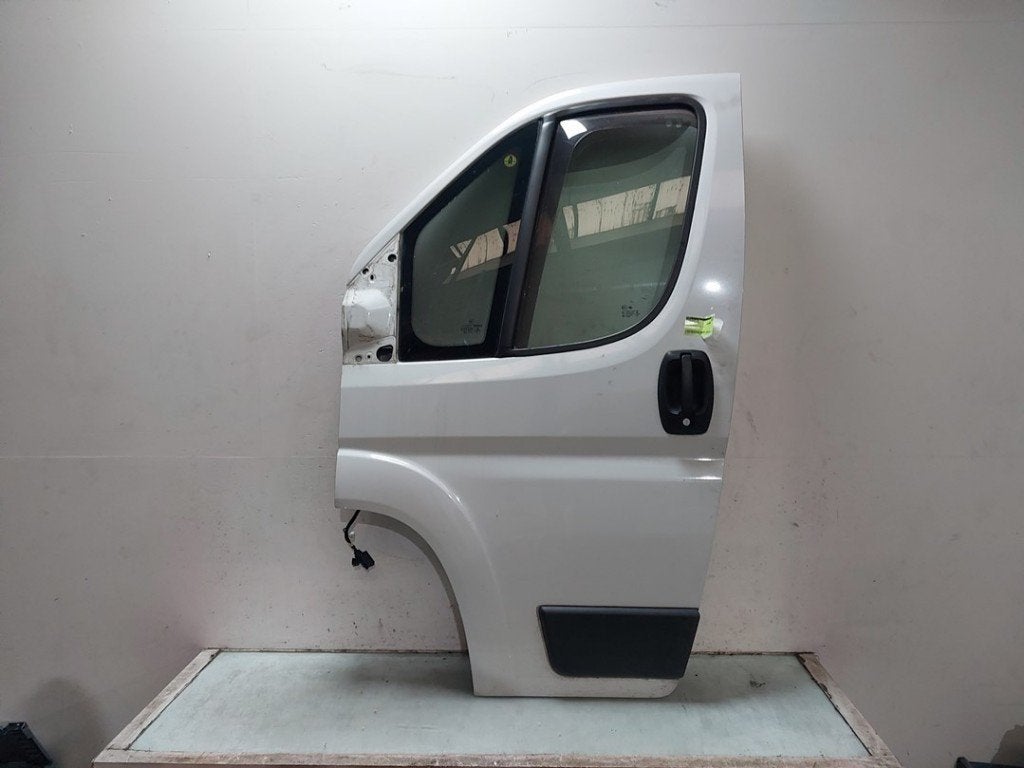 PORTIER LINKS VOOR Ducato (250) (|1364513080|46862842|), FCA Germany GmbH, Gebruikt, Deur, IPC D1-09 Bahnhofsplatz
65423  Rüsselsheim am Main, DE
