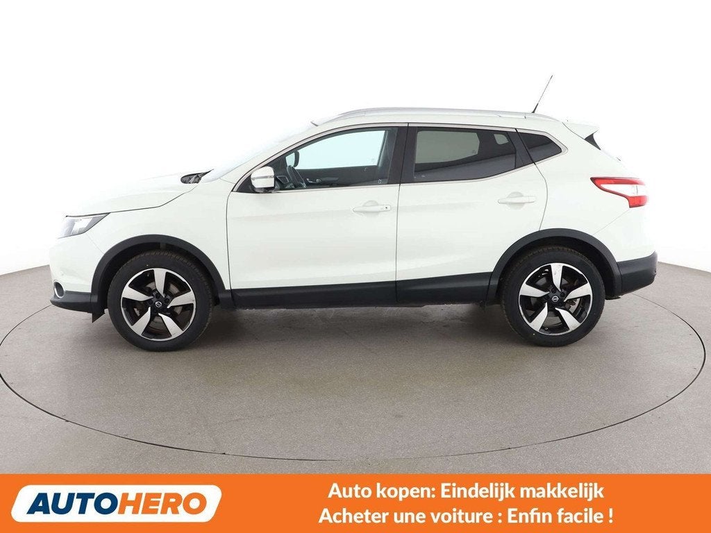 Nissan QASHQAI 1.2 360 (année de construction 2016), Autos, Nissan, 1197 cm³, Achat, 1350 kg, Noir