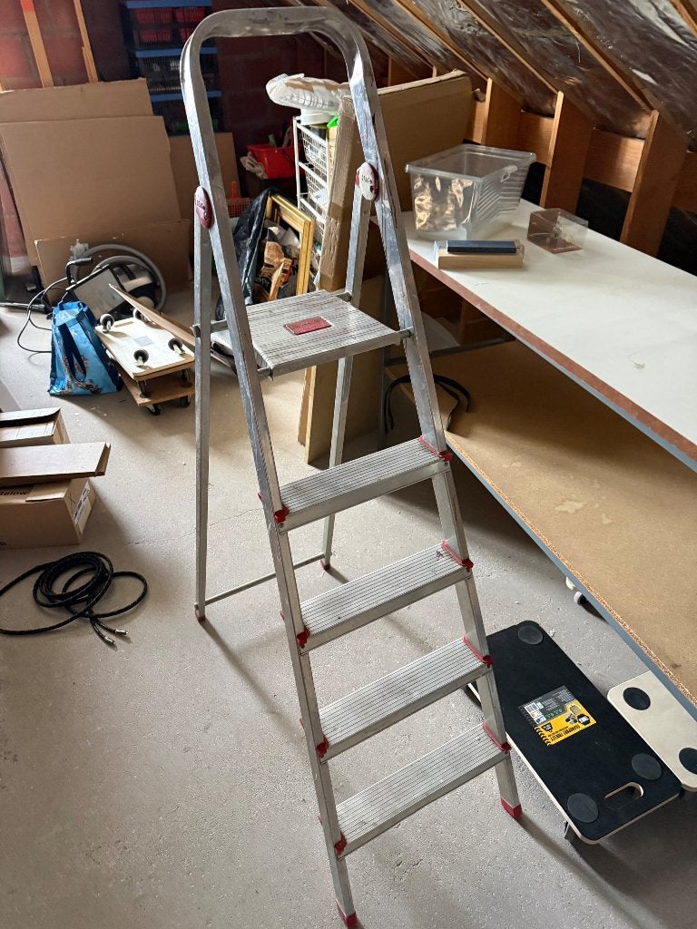 Escalier domestique Hailo 5 marches, Bricolage & Construction, Pliable ou rétractable/escamotable, Moins de 2 mètres, Échelle