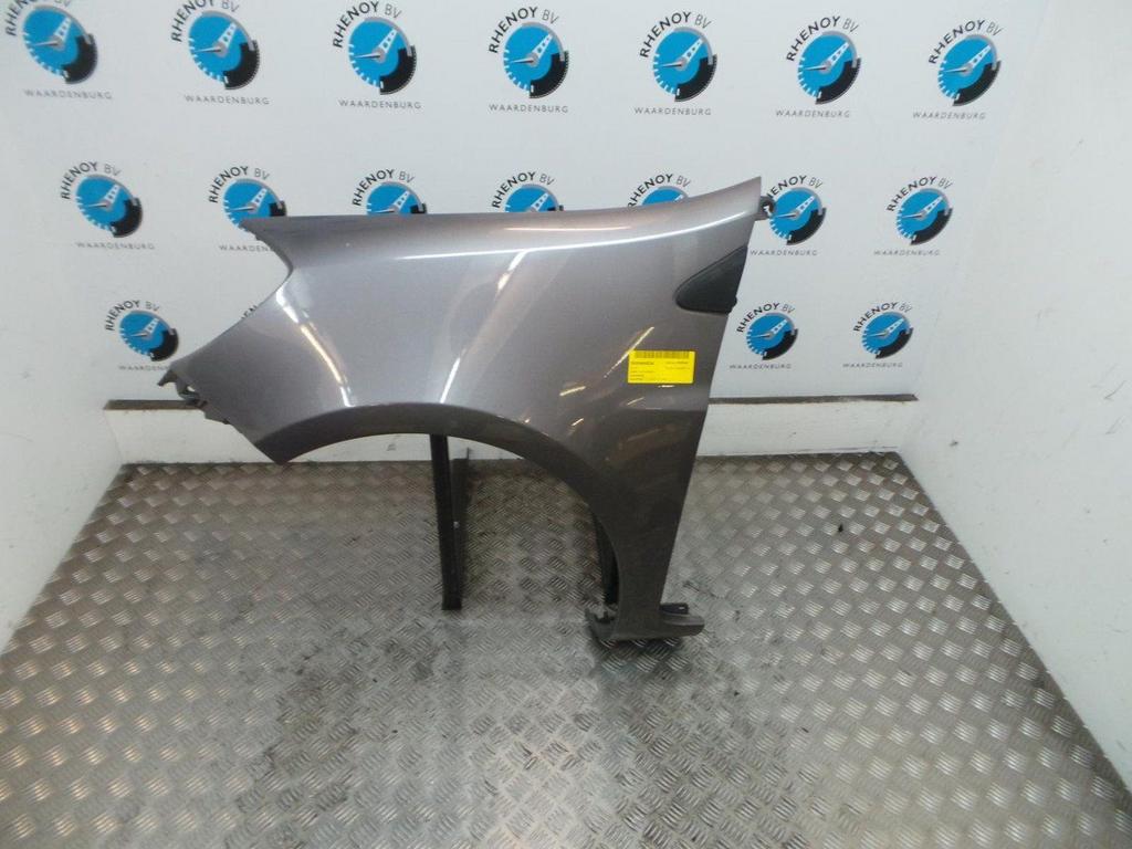 RENAULT CLIO VOORSCHERM L 2013, Auto-onderdelen, Overige Auto-onderdelen, Gebruikt, ARN erkend, Stiba lid, Erkend duurzaam, Ophalen of Verzenden