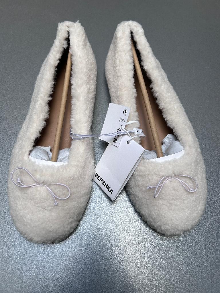 Witte ballerina's van Bershka - Maat 38, Wit, Nieuw, Ballerina's, Bershka