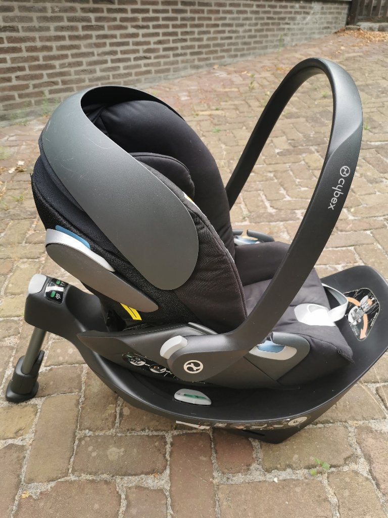 Cybex autostoel met isofix onderstel, Autres marques, 0 à 18 kg, Enlèvement, Utilisé