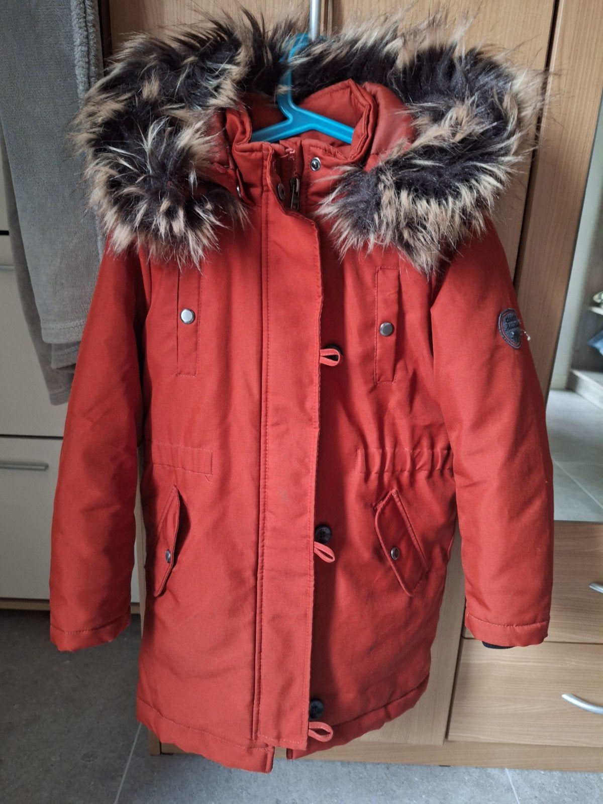 meisjes winterjas maat 134, Enfants & Bébés, Vêtements enfant | Taille 134, Enlèvement, Comme neuf, Kids Only, Manteau