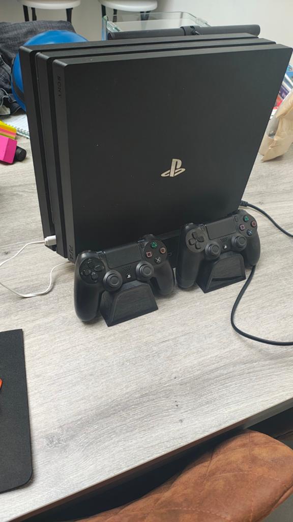 Playstation 4 pro, Games en Spelcomputers, Spelcomputers | Sony PlayStation 4, Ophalen, Pro