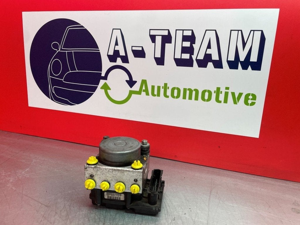 ABS POMP Opel Corsa D (01-2006/12-2014) (|13277812|), Robert Bosch AG, Gebruikt, Opel, Robert-Bosch-Allee 1
74232  Abstatt, DE