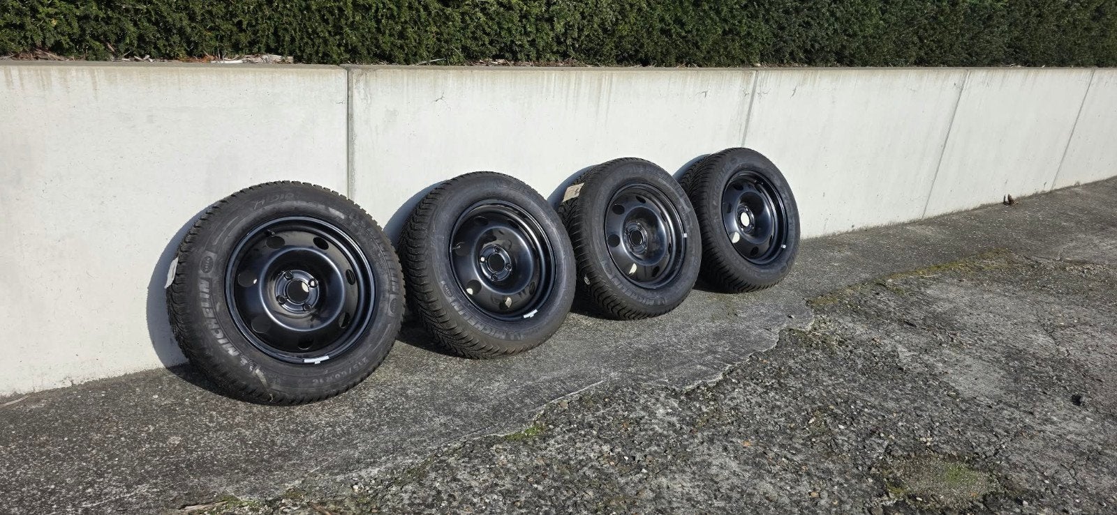 winter banden michelin 4 stuks, Auto-onderdelen, Ophalen, Winterbanden, Band(en)