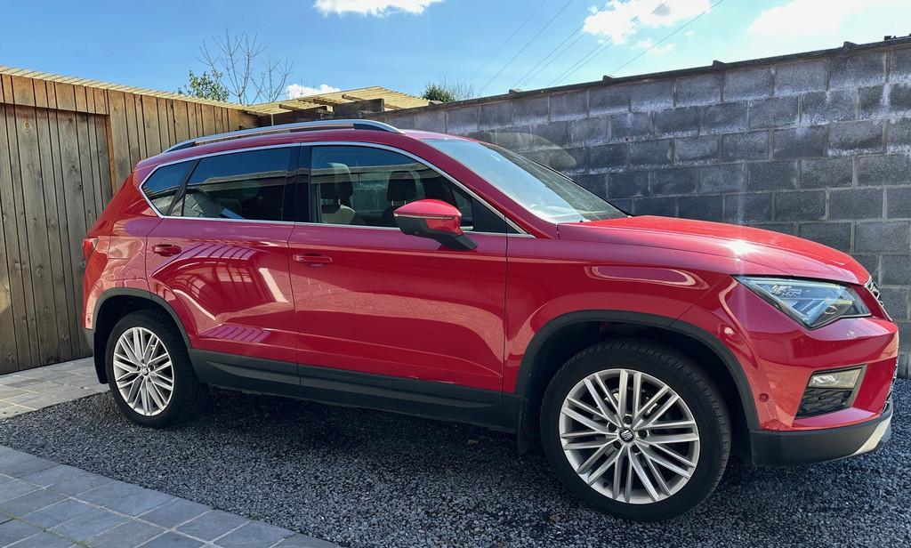 Seat Ateca 1.5 TSI Xcellence Pano Keyless Led Navi Camera, Auto's, Seat, Voorwielaandrijving, 4 cilinders, Ateca, Bedrijf