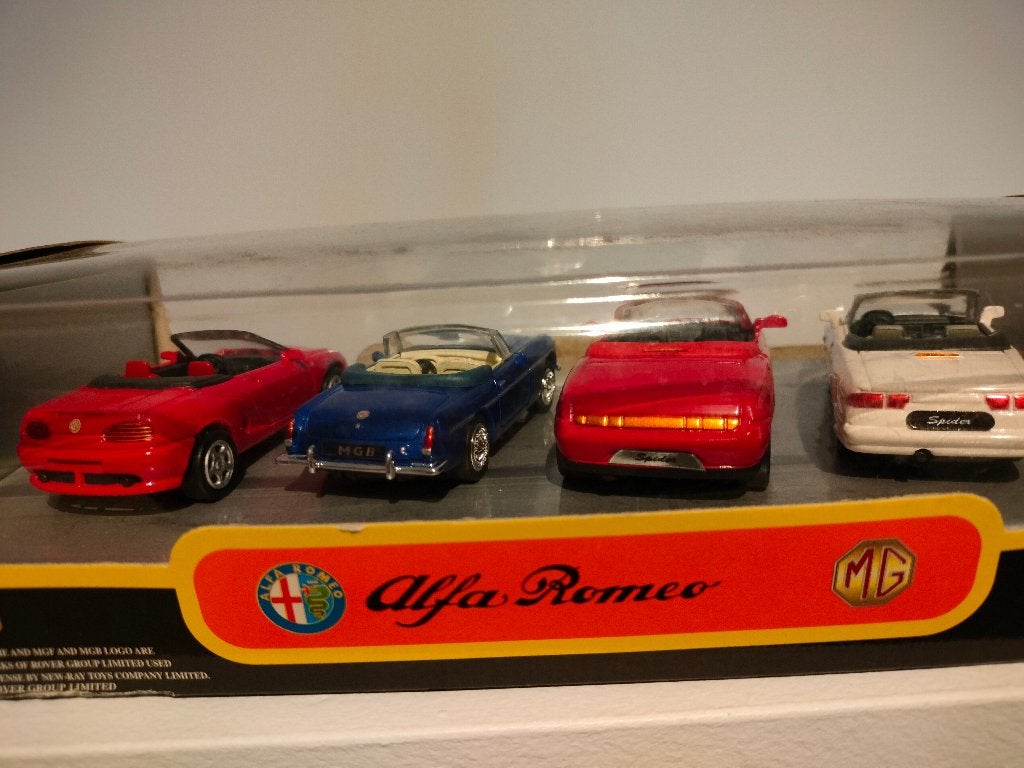 Set met 4 modelauto's New-Ray Diecast Alfa Romeo en MG, Ophalen of Verzenden, Zo goed als nieuw, Auto, Overige merken