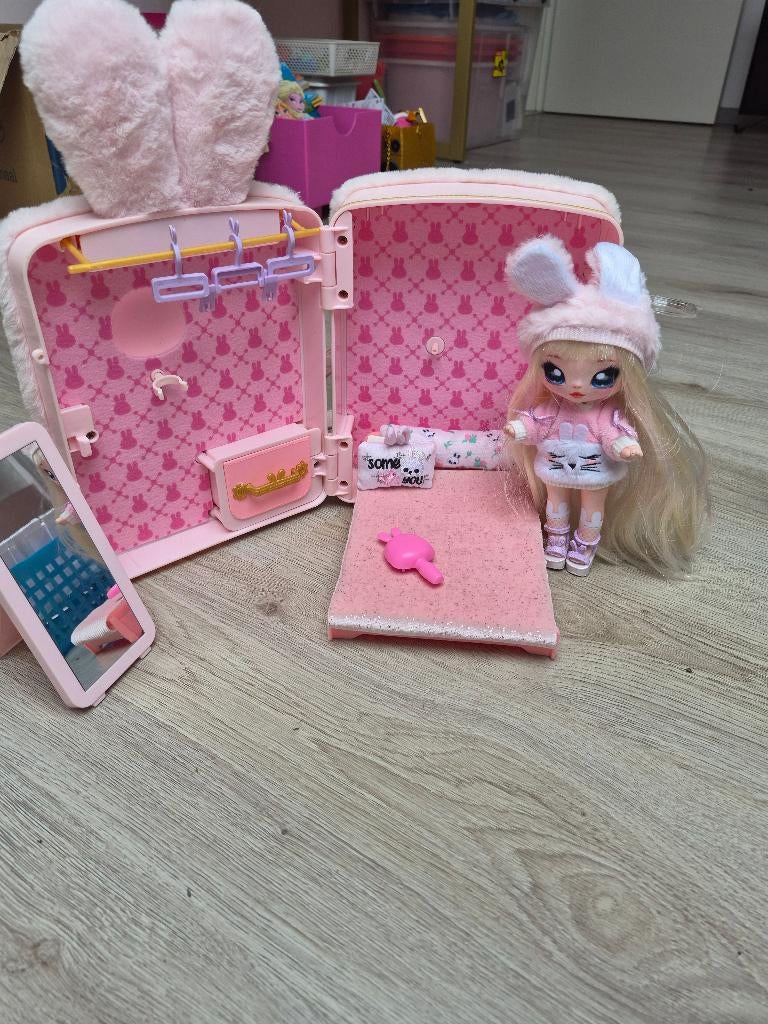 Na! Na! Na! Surprise 3-in-1 Backpack Bedroom Speelset, Kinderen en Baby's, Speelgoed | Poppen, Zo goed als nieuw, Overige typen