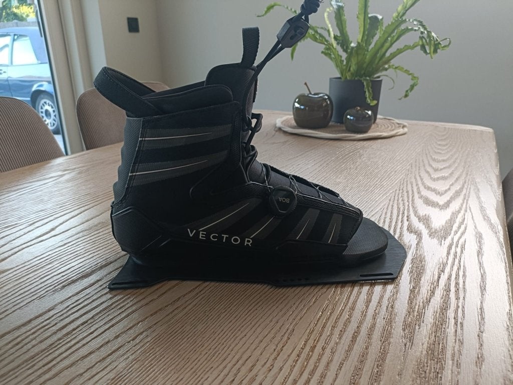 binding waterski slalom RADAR VECTOR, Watersport en Boten, Waterski's, Ophalen, Zo goed als nieuw, Monoski of Slalomski