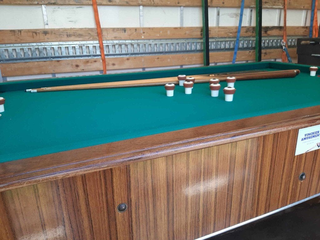 Biljarts en voetbaltafels., Ophalen, Zo goed als nieuw, Biljarttafel