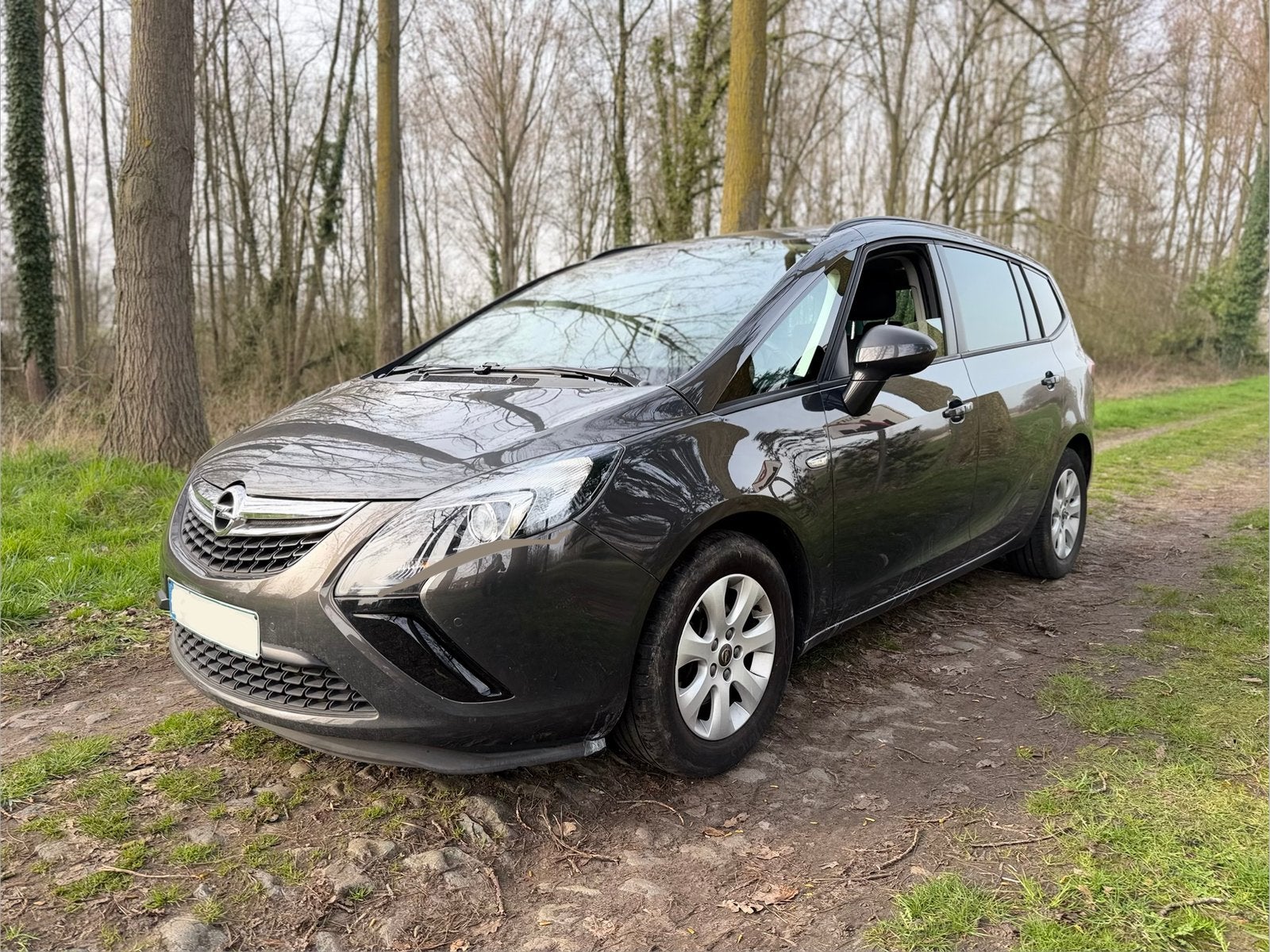 Opel zafira 1.4 benzine, Auto's, Opel, Euro 5, Stof, Zwart, 5 deurs