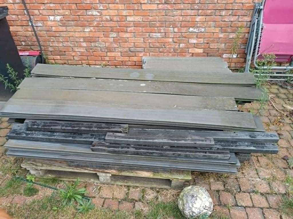Kunststof platen en balken met bevestigingsmaterialen, Doe-het-zelf en Bouw, Ophalen, Gebruikt, Overige materialen, 20 tot 50 mm