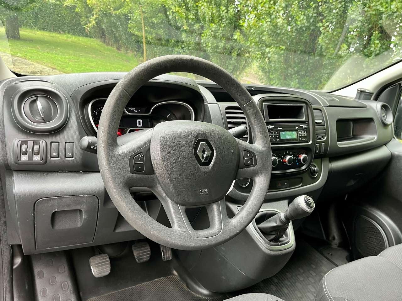 Renault Trafic 2.0 dCi L2H1 Confort/1eignr/74200km/Pdc/Crui, Zwart, Bedrijf, 5 deurs, https://public.car-pass.be/vhr/7e9fabc6-1aba-48ab-9b9d-0fe34024bfd7