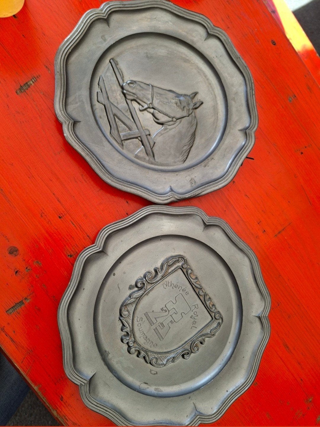 lot de 2 assiettes en étain, Enlèvement ou Envoi