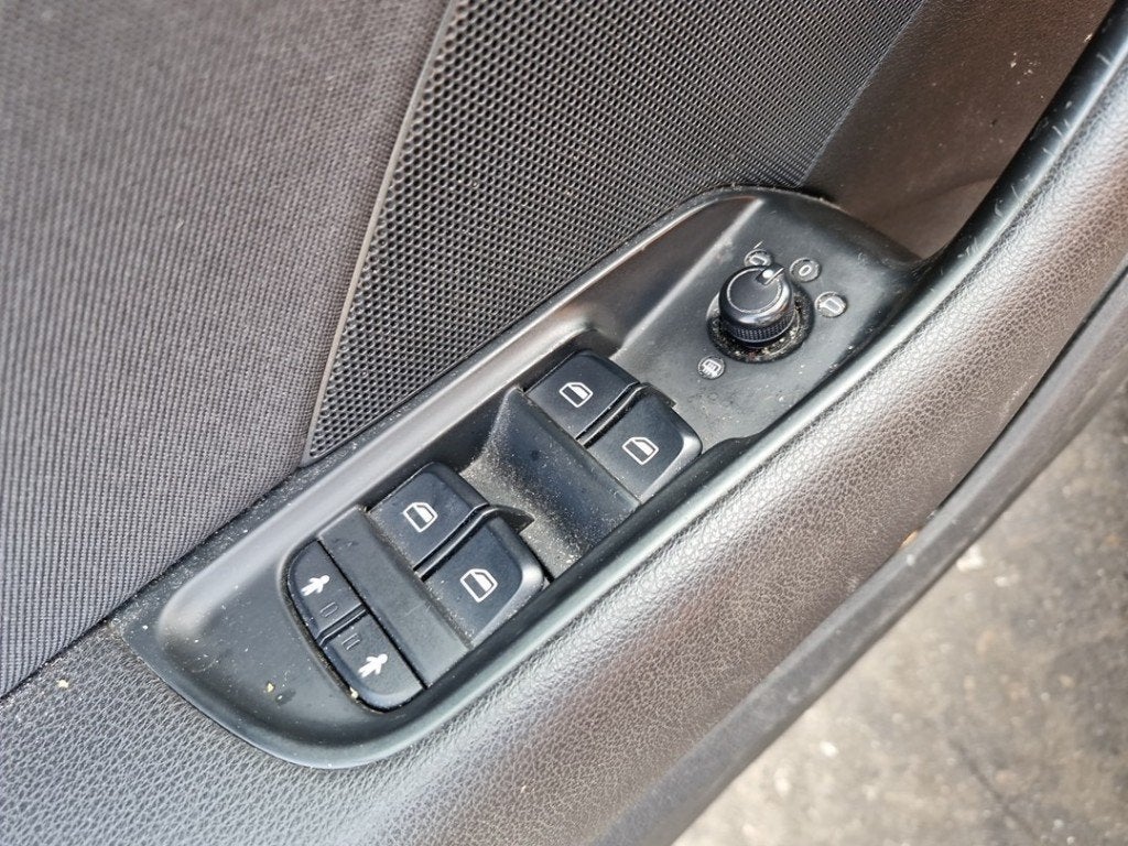 COMMUTATEUR VITRES ELECTRIQUES A3 Sportback (8VA / 8VF), Utilisé, Audi