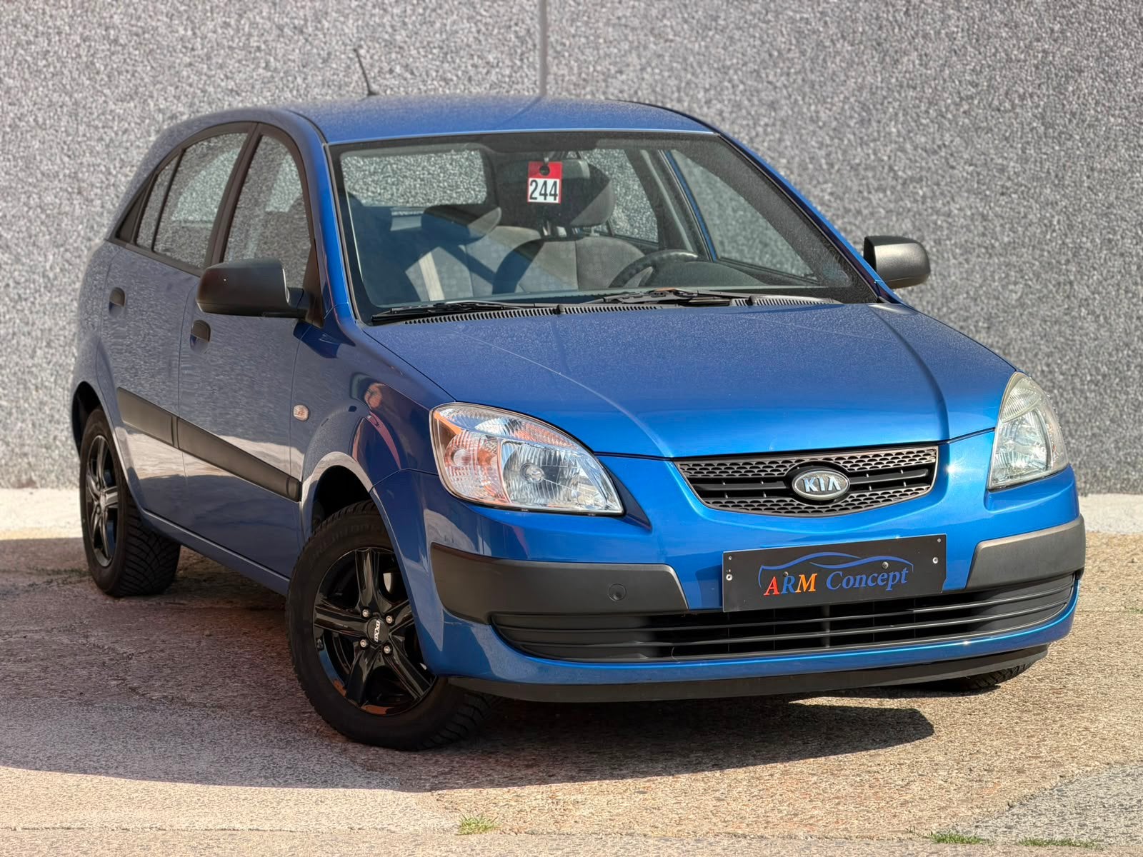 Kia Rio 1.4 Essence 2009 prête à immatriculer, Achat, https://public.car-pass.be/vhr/0fc21798-81f3-4278-9310-16b25c67dc5e, Entreprise