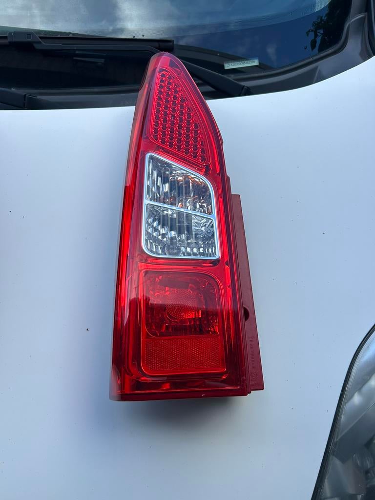 Bon feu arrière, Autos, Particulier, Achat, Partner