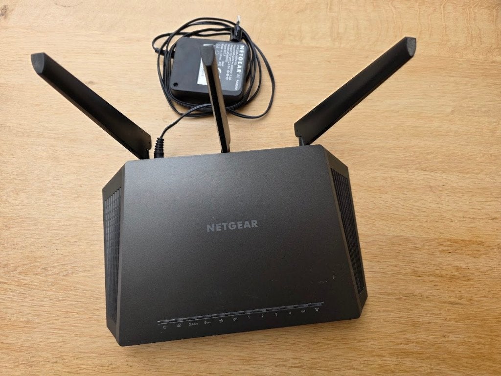 Netgear Nighthawk R7000 - AC1900 Smart WiFi Router, Enlèvement ou Envoi, Utilisé, Routeur, NETGEAR