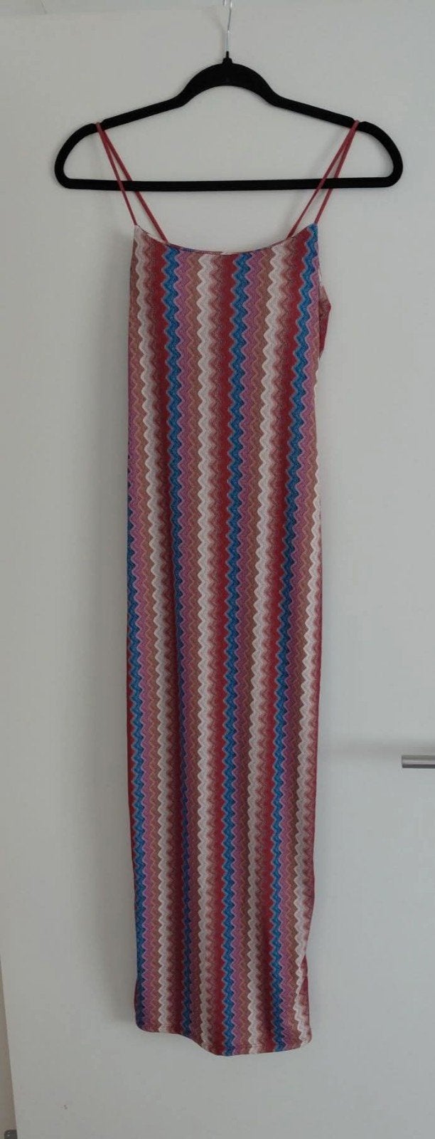 lange dames jurk, Vêtements | Femmes, Robes, Enlèvement ou Envoi, Neuf, Taille 38/40 (M), Sous le genou