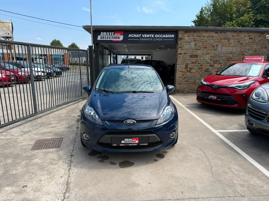 Ford Fiesta, Auto's, Voorwielaandrijving, Stof, 4 cilinders, Blauw