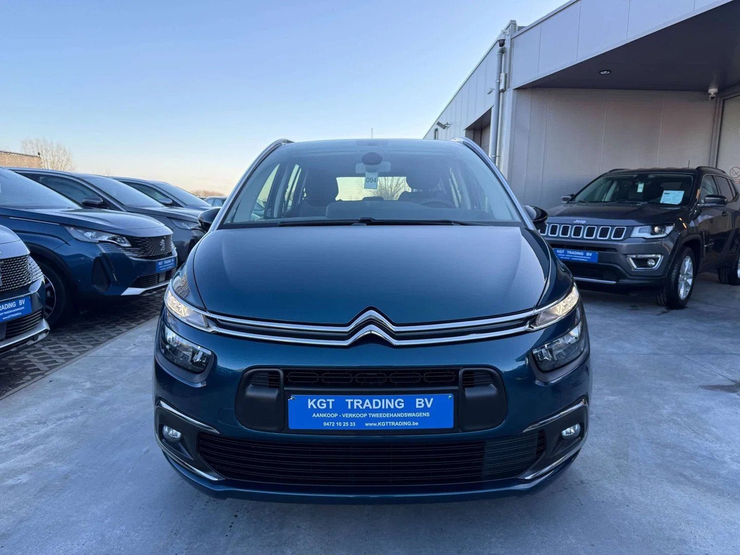 Citroën C4 Spacetourer Grand 1.2i 130PK 7 ZETELS CAMERA NAV, Auto's, 1479 kg, Stof, Gebruikt, Blauw