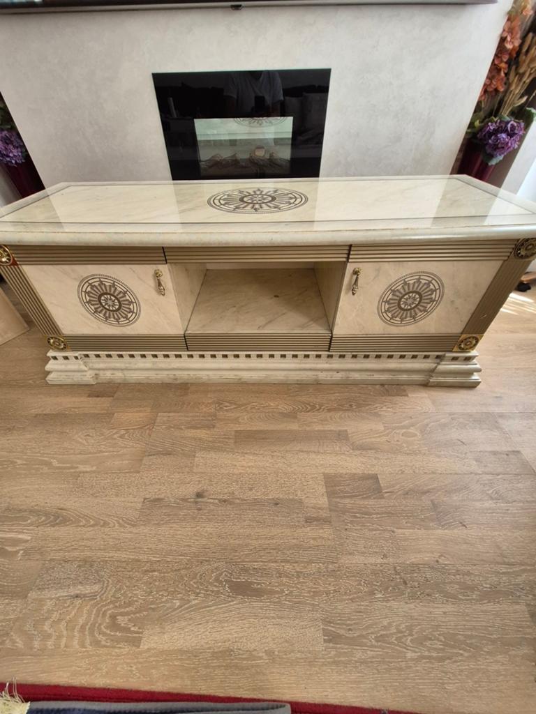 Meuble tv style italien .152cm sur 60 cm, Enlèvement