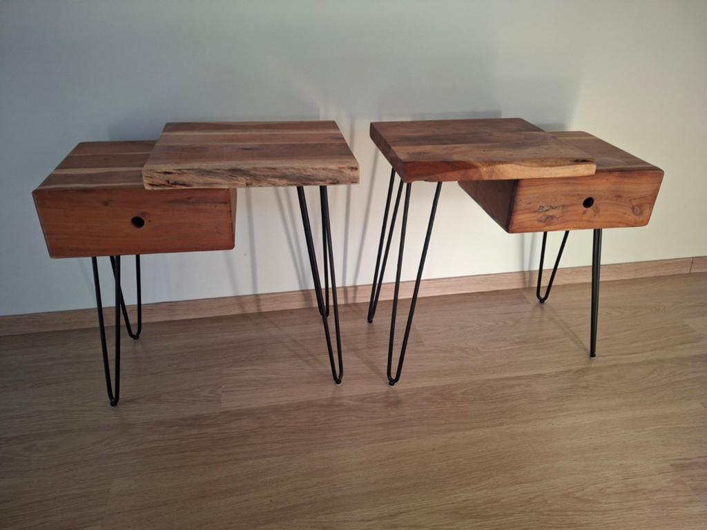 2 nachtkastjes perfecte staat, Ophalen