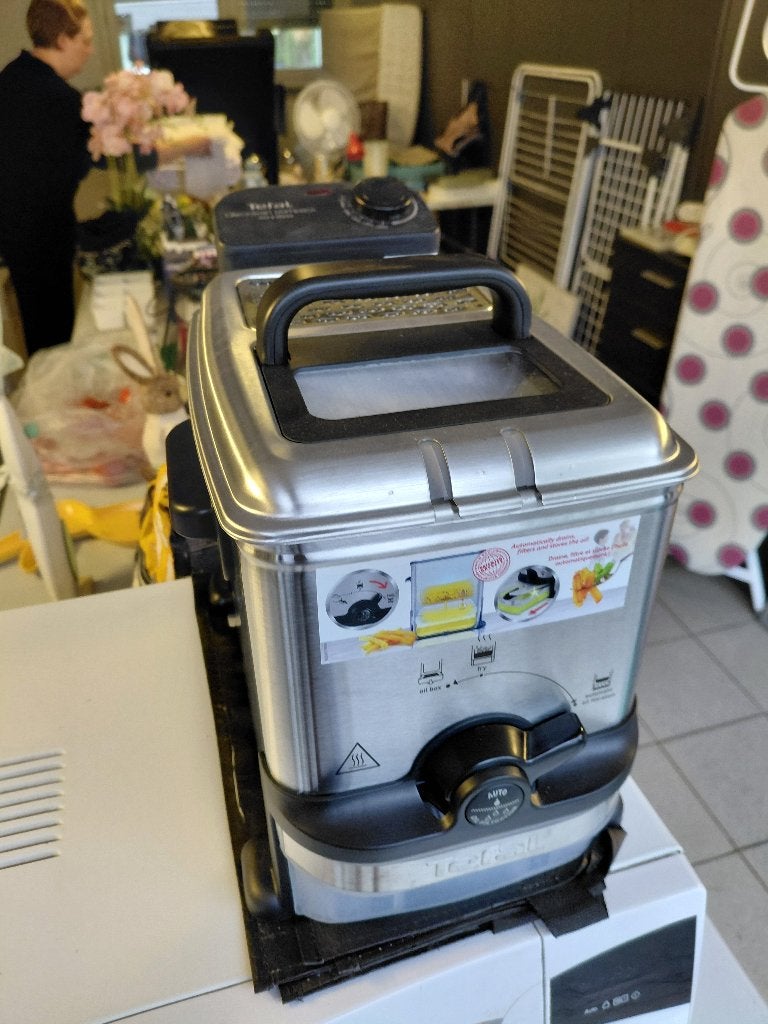 frietketel tefal oleo clean compact, Huis en Inrichting, Ophalen, Frituurpan, Tefal, Afgietsysteem