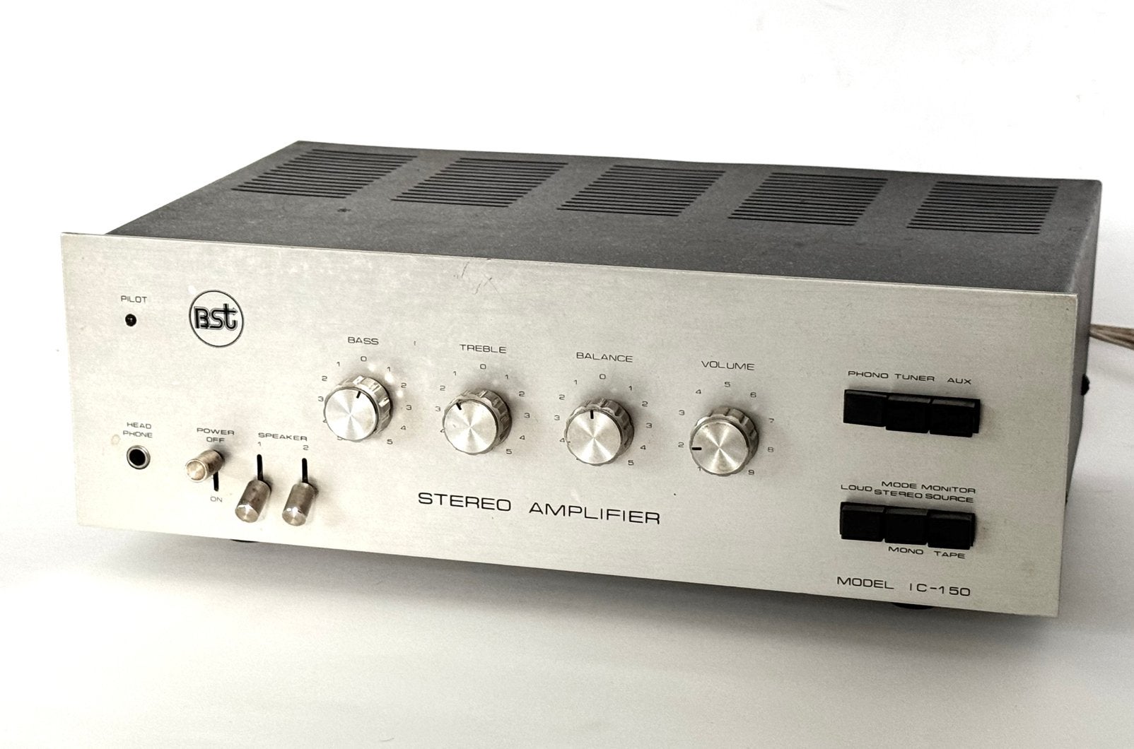 BST IC-150 versterker, Audio, Tv en Foto, Ophalen of Verzenden, Zo goed als nieuw