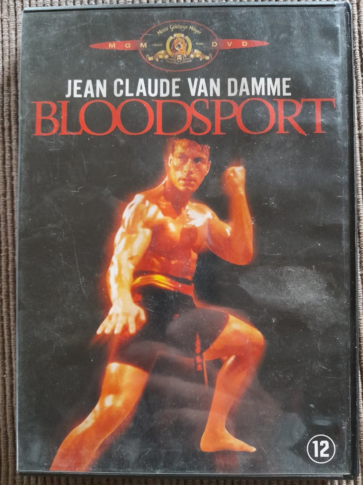 bloodsport, Engels, Nederlands, Ophalen of Verzenden, Zo goed als nieuw