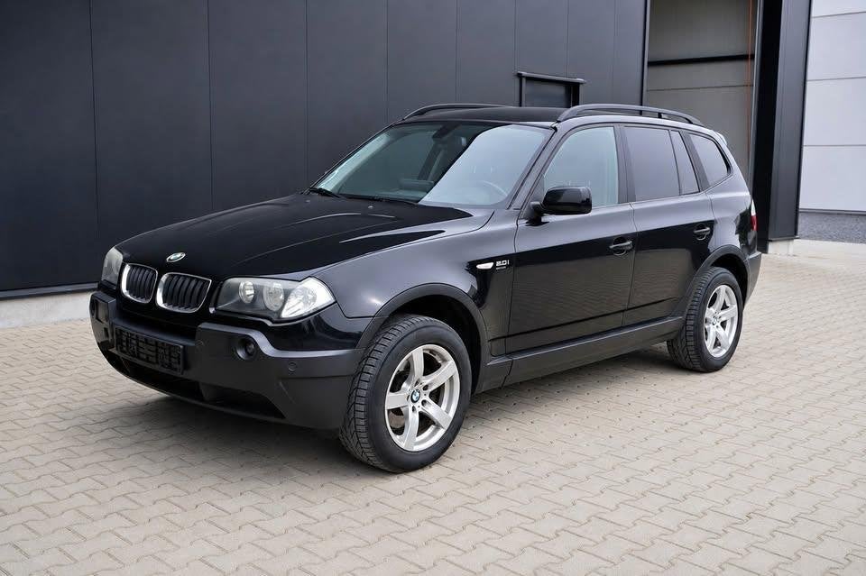 BMW X3 2.0i Benzine 4x4, Auto's, BMW, 4 deurs, Stof, Zwart, Zwart