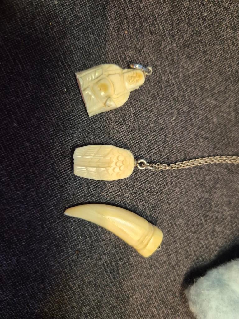 3 toffe hangertjes, Ophalen
