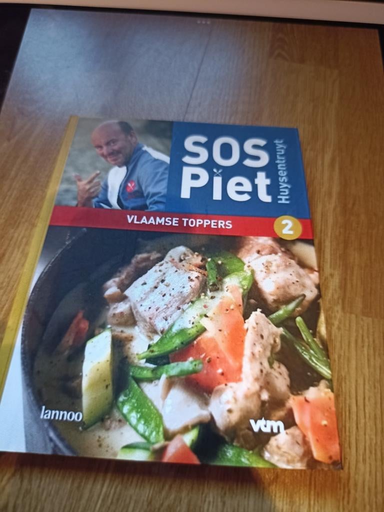 Kookboek sos Piet, Ophalen