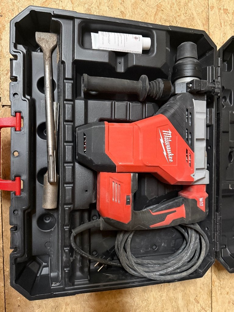 Milwaukee K850S boor en breekhamer, Ophalen, Zo goed als nieuw, 600 watt of meer, Boor- en/of Breekhamer