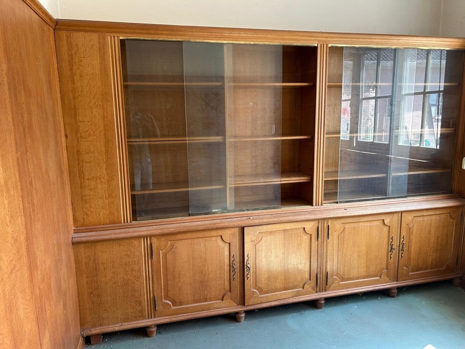 Meuble de bibliothèque en bois, Enlèvement