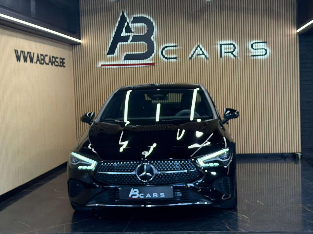 Mercedes-Benz CLA-Klasse 180 D * SPORT * GARANTIE 12 MOIS *, Automaat, Gebruikt, Zwart, 116 pk