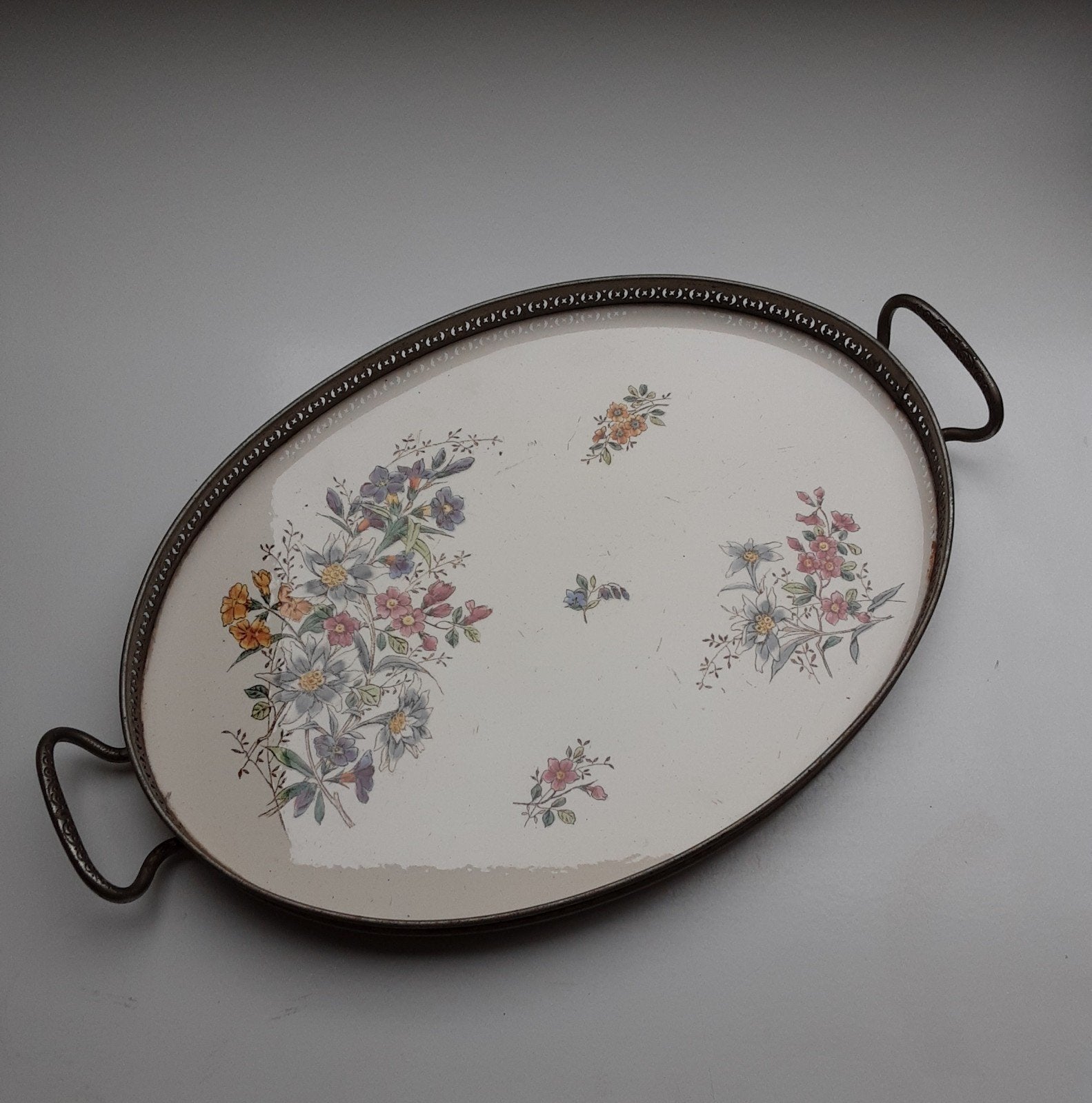 Jugendstil porseleinen dienblad met bloemdecoratie, Antiek en Kunst, Ophalen of Verzenden