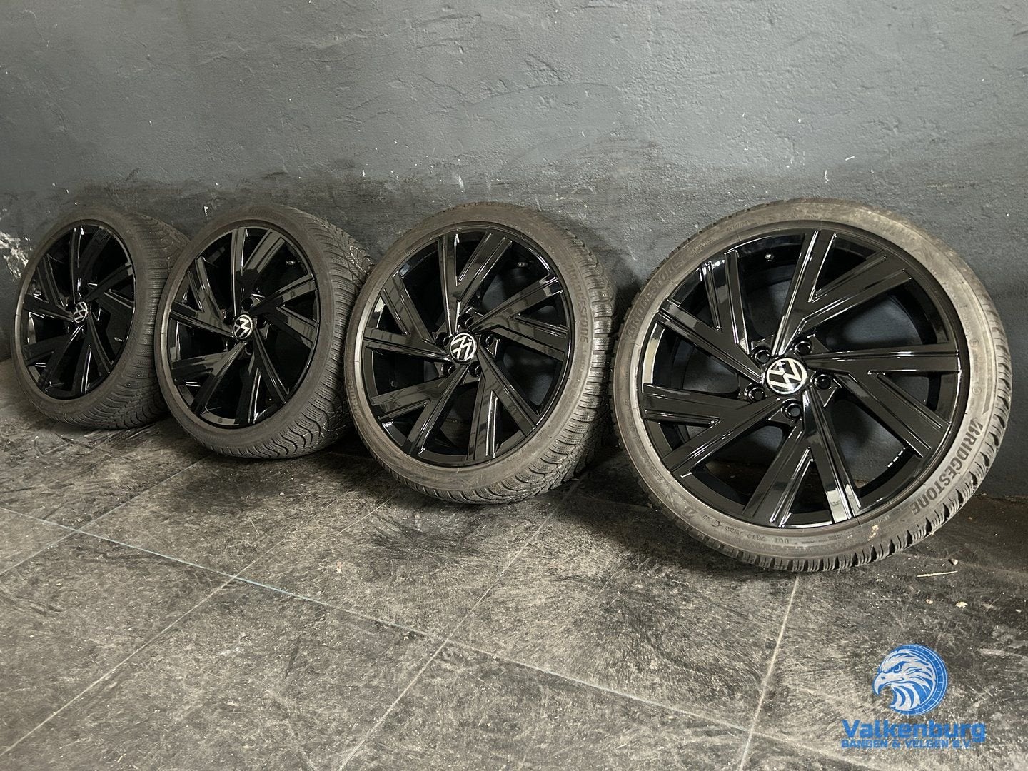 6-7mm! Originele VW Golf 8 GTI 5H Bergamo 18 inch zwarte vel, 18 inch, Gebruikt, -, -