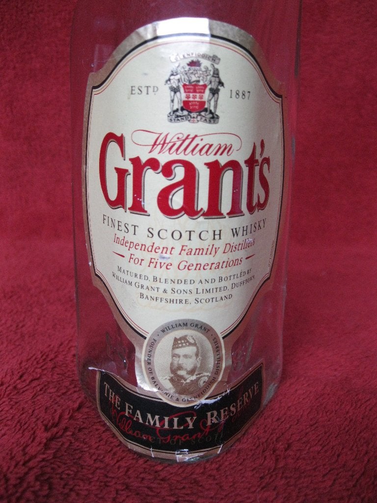 Uitgerekte fles Whiskyfles Williams Grant., Antiquités & Art, Curiosités & Brocante, Enlèvement